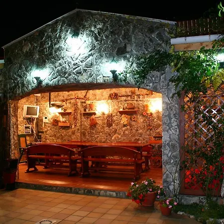 Villa Red Fort